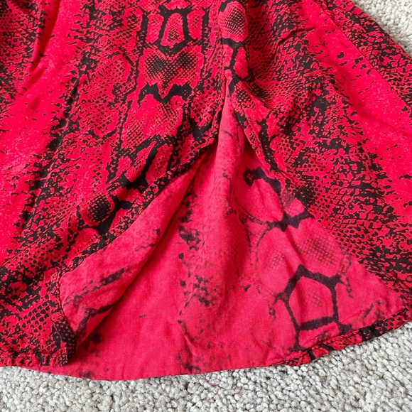 Mini dress - Picture 2 of 4